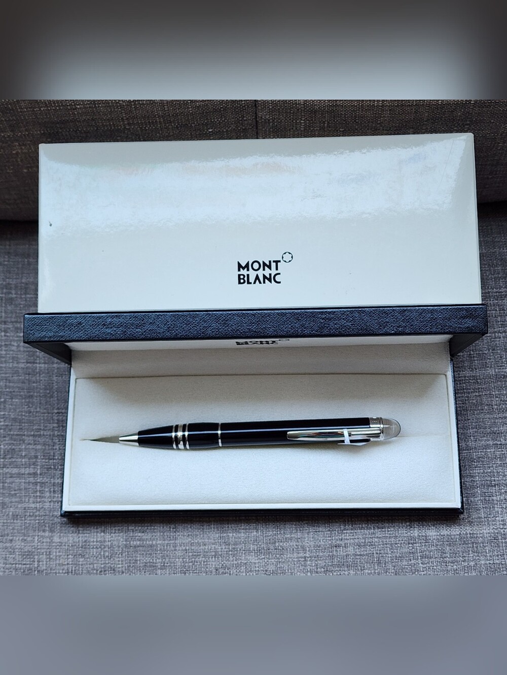 Brand New 100% Auth Montblanc Starwalker Ballpoint Pen #8486